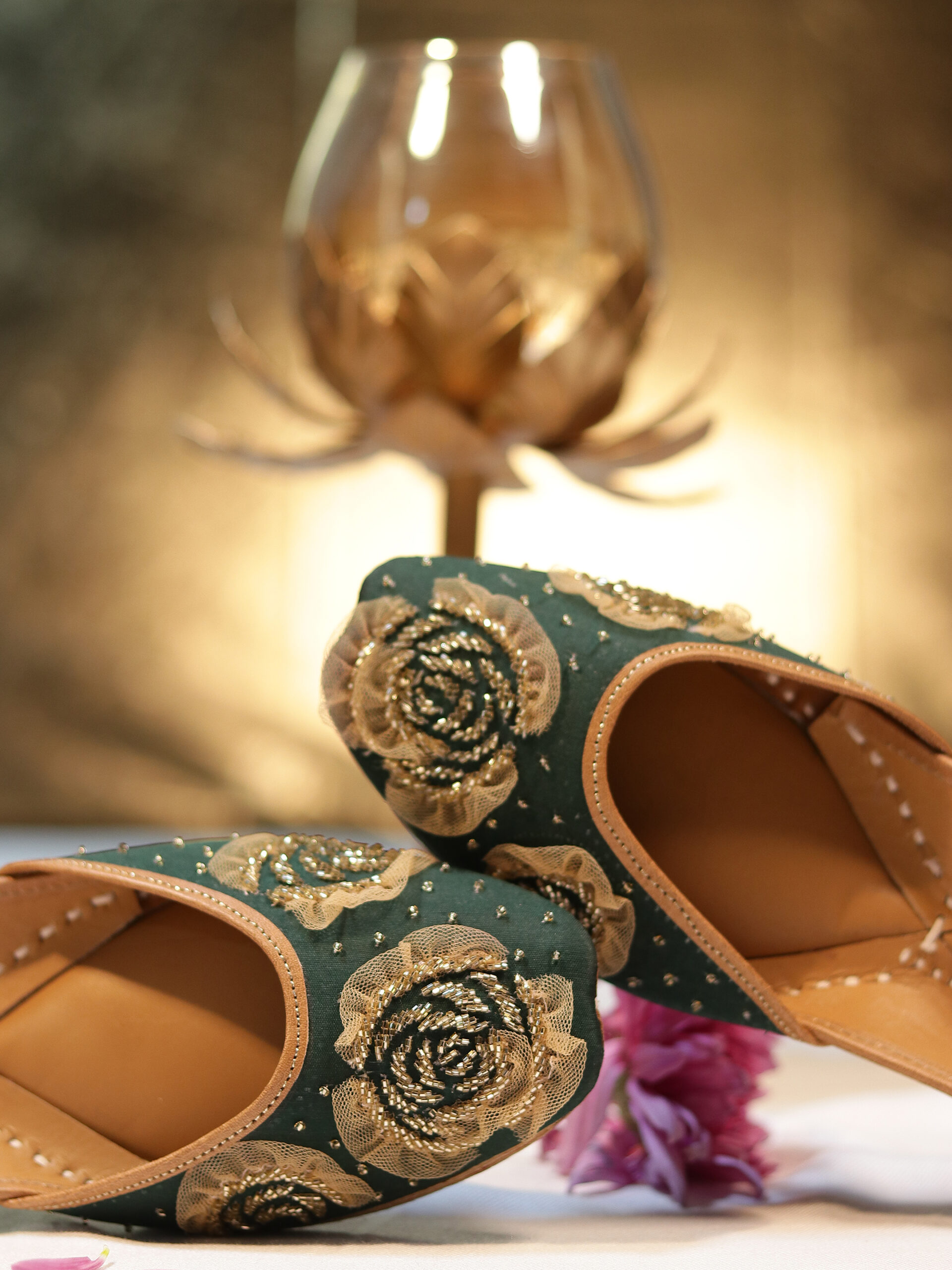 Buy All Types of Punjabi & Rajasthani Juttis/Mojaris for Women