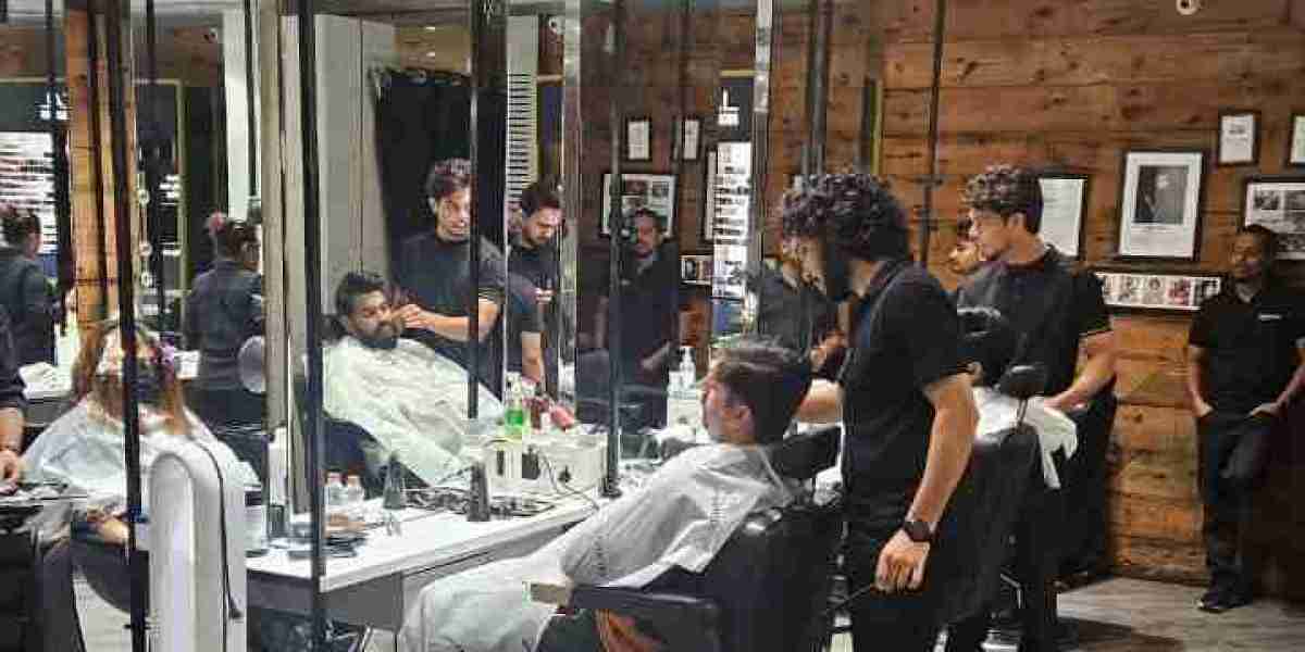 Trends Shaping Salon Franchises in Delhi NCR